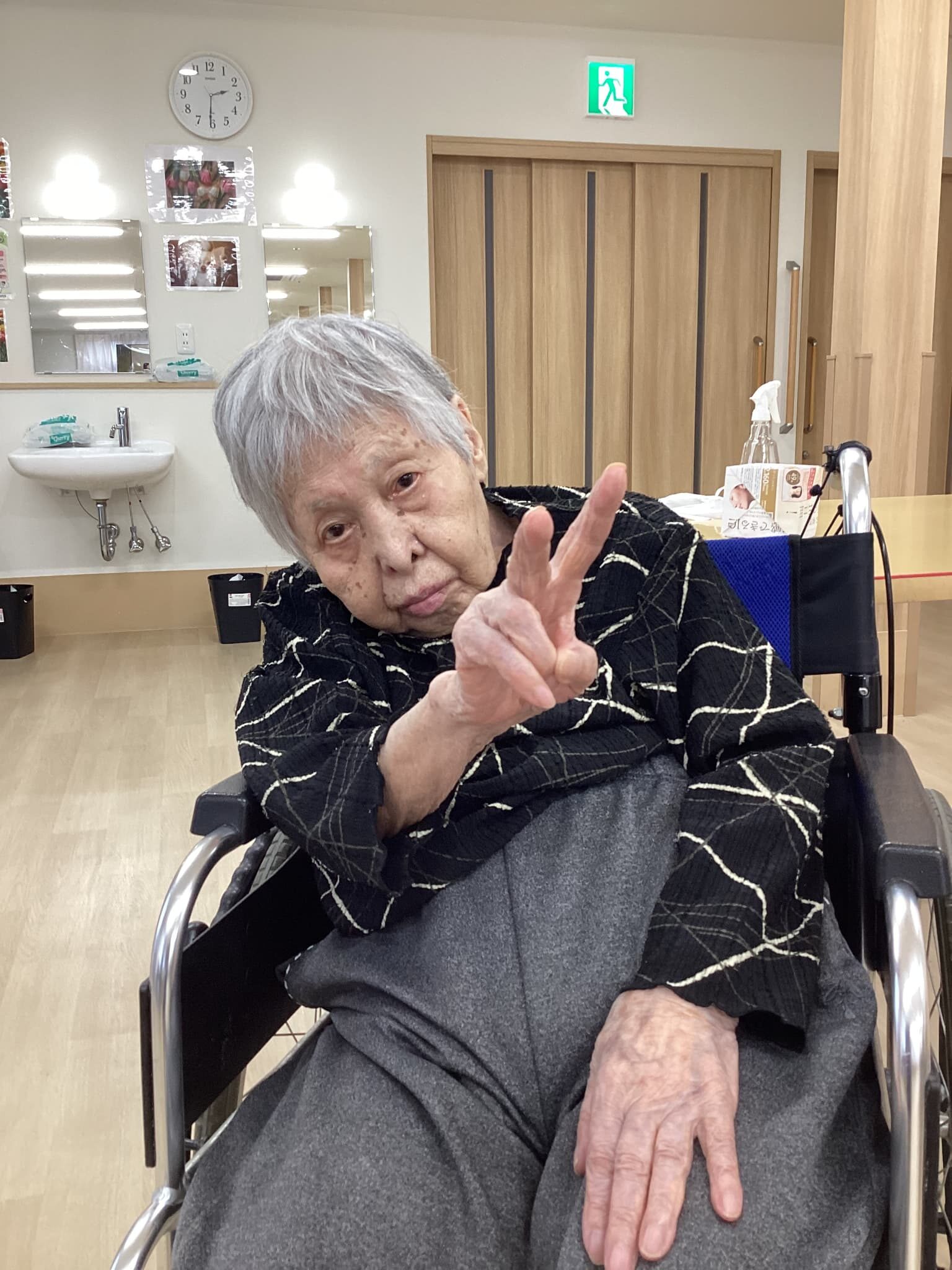 「アースケア前橋　朝倉の里」紅白玉入れゲーム!(^^)!